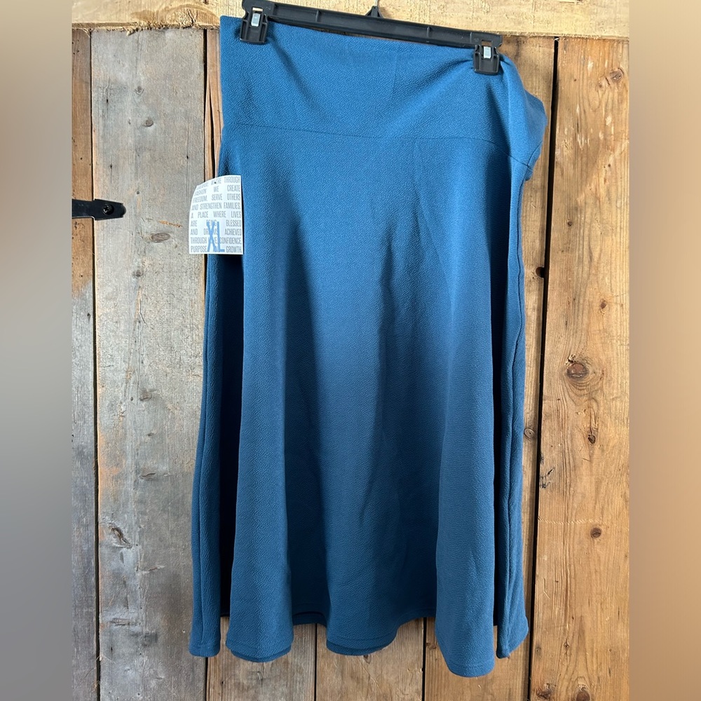 LuLaRoe Azure size XL new with tags.